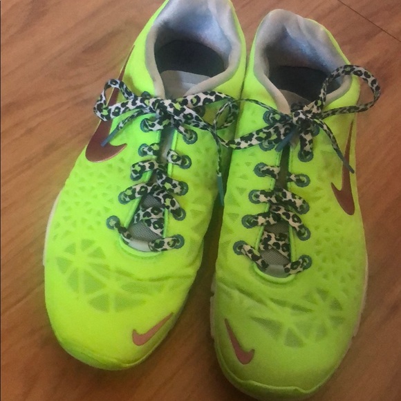 NIKE FREE TR FIT 3 - Picture 2 of 5